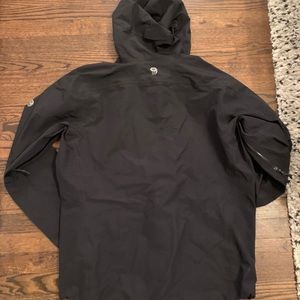Mountain Hardwear Jacket